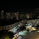 Dorsett Residence Sri Hartamas By Chengal With Bathtub, Rooftop Pool, Kl City Centre, Round The Clock Security, Netflix, Youtube, Free Parking