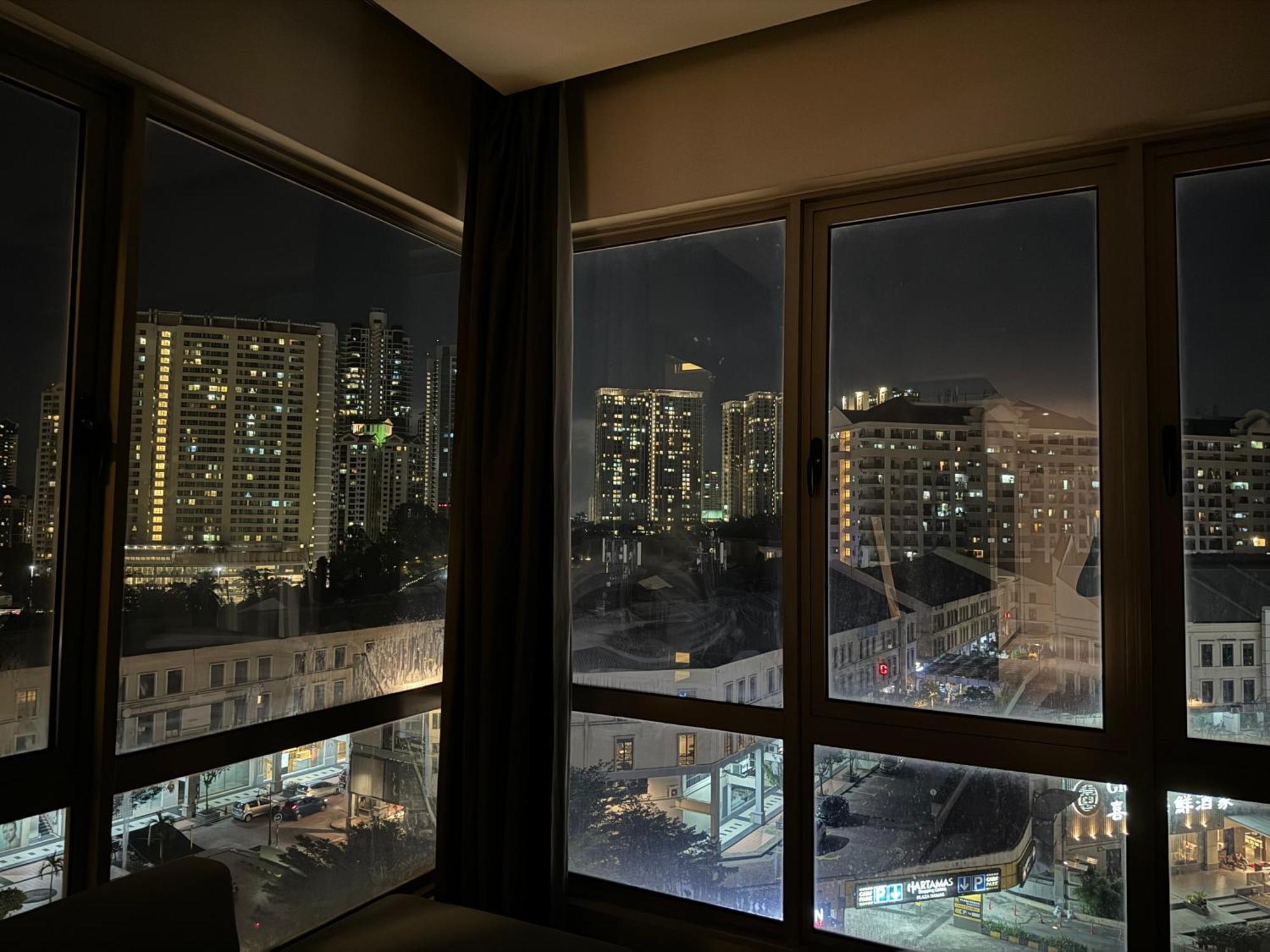 Dorsett Sri Hartamas By Chengal With Bathtub, Rooftop Pool, Kl Centre, Round The Clock Security, Netflix, Youtube, Free Parking Pangsapuri Kuala Lumpur
