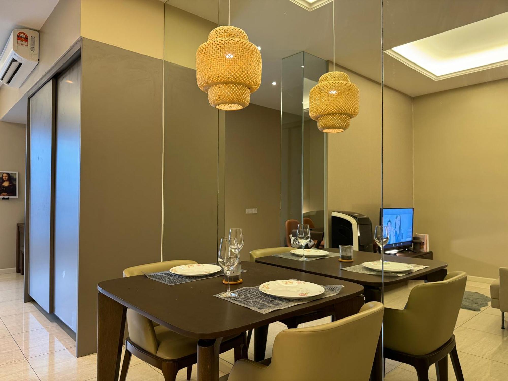 Dorsett Sri Hartamas By Chengal With Bathtub, Rooftop Pool, Kl Centre, Round The Clock Security, Netflix, Youtube, Free Parking Kuala Lumpur