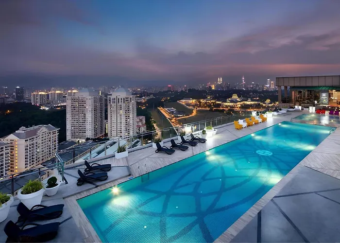 Dorsett Residence Sri Hartamas By Chengal With Bathtub, Rooftop Pool, Kl City Centre, Round The Clock Security, Netflix, Youtube, Free Parking